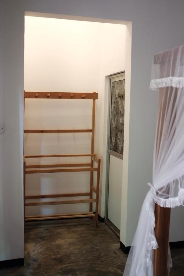 Aurora Midigama Hotel Ahangama Ngoại thất bức ảnh